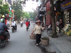 DSCF6440 今日も天秤棒を担いで